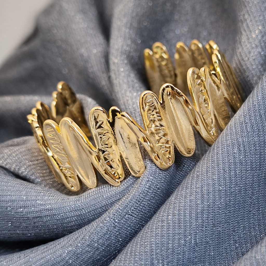 Lord of rings Crown cuff kada