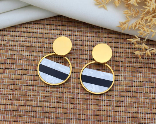 Geometric Circle Earrings